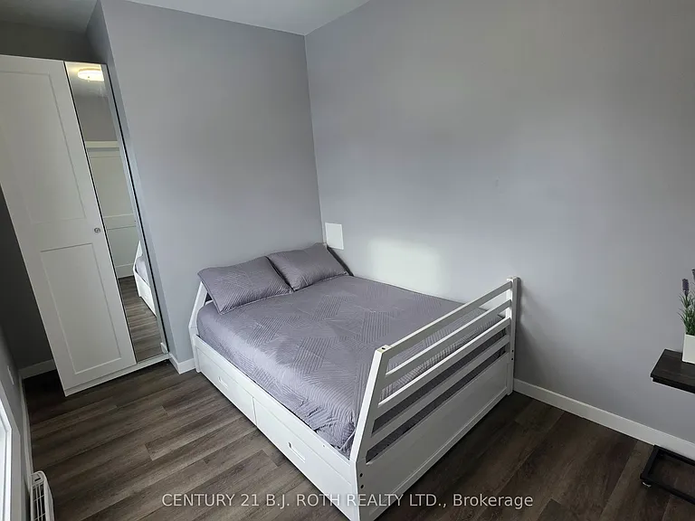 82 Albert St N #2 — Photo 11