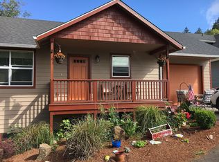 1676 SE 3rd St, Astoria, OR 97103