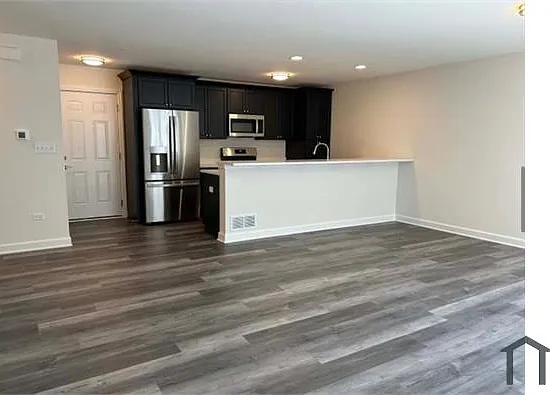 201 S Llanos St — Photo 15