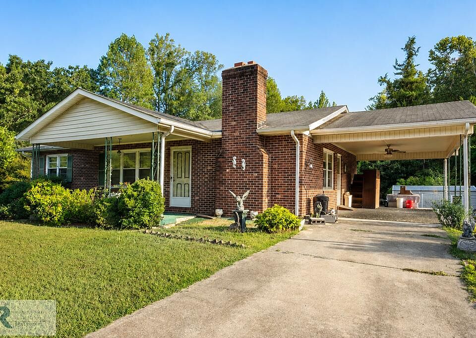 1st image of 861 Gaither Rd