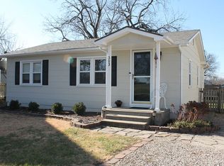 303 N Jefferson St, Spring Hill, KS 66083