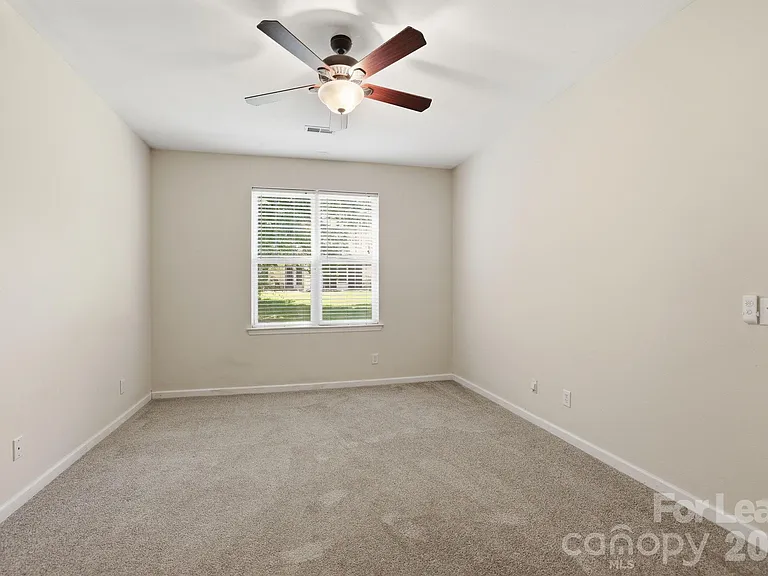10781 Essex Hall Dr — Photo 15