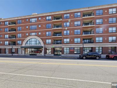 1 Orient Way APT 204, Rutherford, NJ, 07070