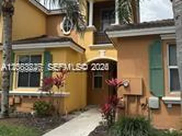 1040 NE 42nd Pl, Homestead, FL 33033
