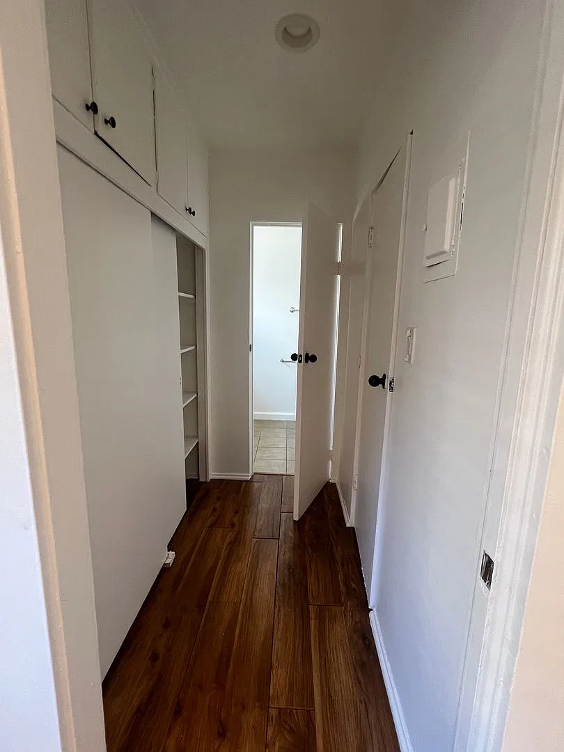Runyon Canyon Properties, LLC (1636 N. Fuller Avenue) — Photo 3