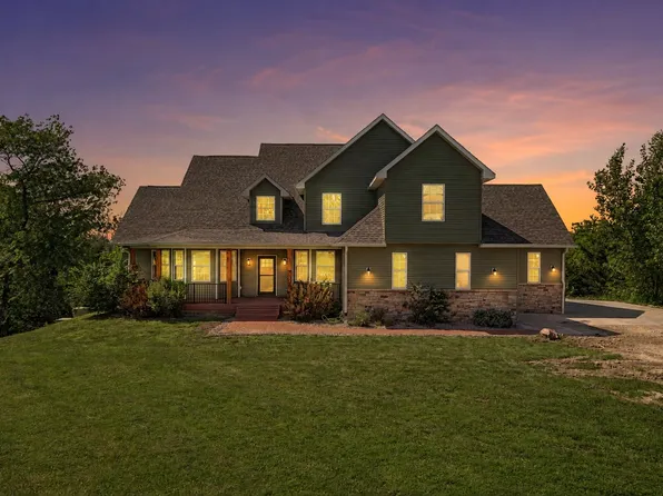7501 N Onyx Trl, Indianola, IA 50125