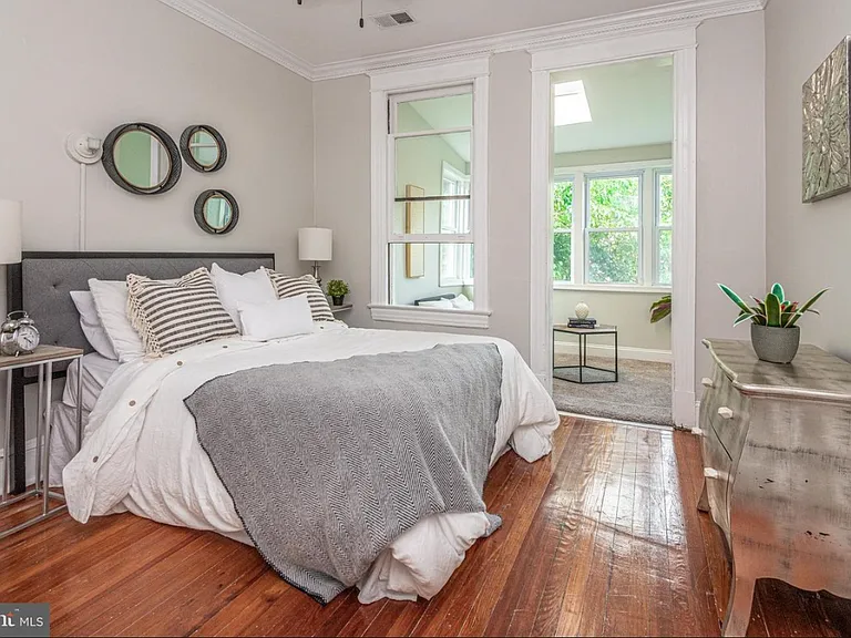 715 Quincy St NW #1 — Photo 14