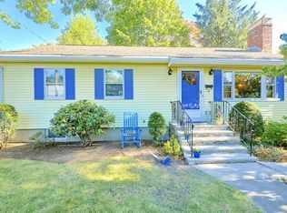 47 Windsor St, Melrose, MA 02176