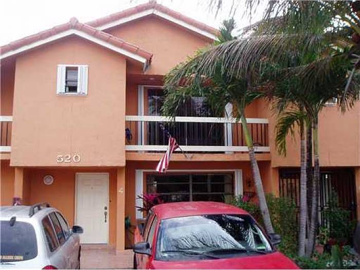 1st image of 520 NW 109th Ave APT 4