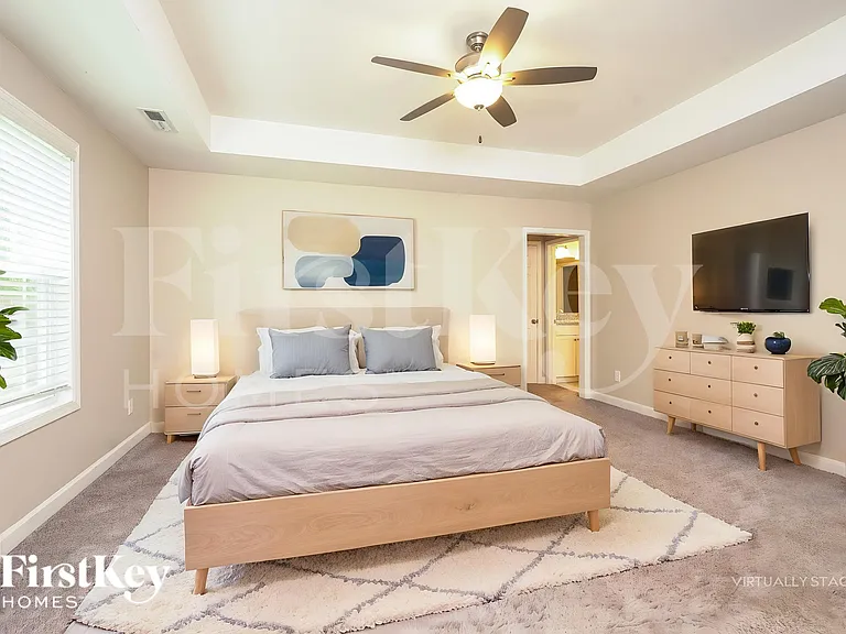 1818 Yarbrough Dr — Photo 12