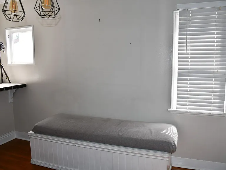629 W Culver Ave — Photo 12