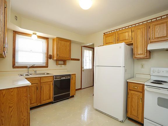 5th image of 8421 Coghill Ln