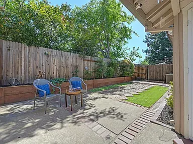 21 Marty Cir — Photo 7
