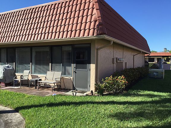 2nd image of 19029 Us 19 N APT 10A