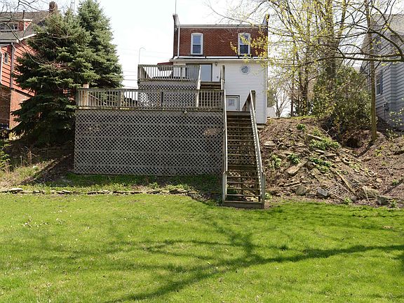 2nd image of 306 W Maumee Ave