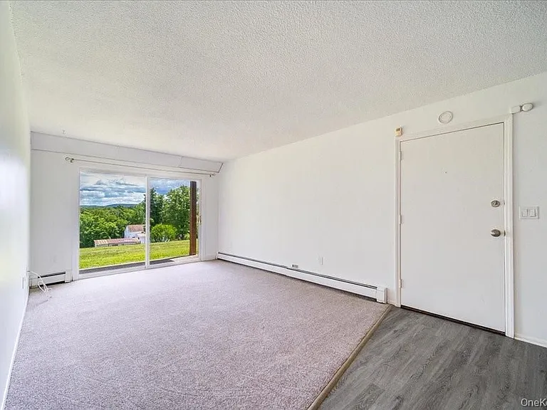37 Alpine Dr #C — Photo 9