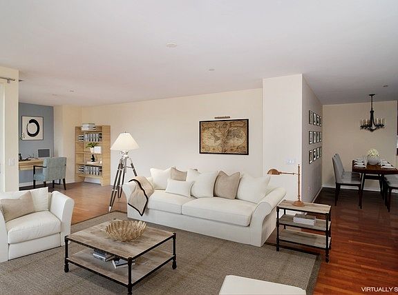 4th image of 1124 Lake St #404