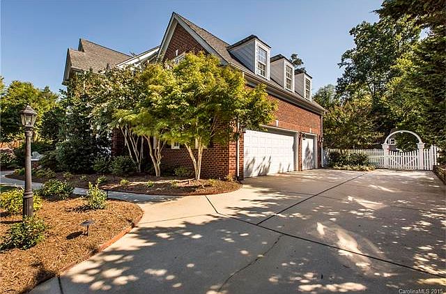 2nd image of 326 Sardis Pointe Rd