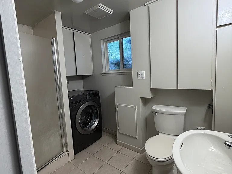 10922 SE 4th St — Photo 12