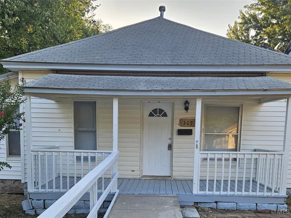 305 S 4th St, Tonkawa, OK 74653
