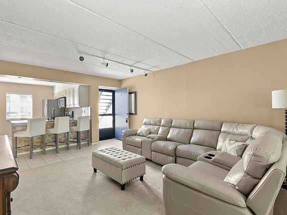4th image of 121 W Cypress Ct #121