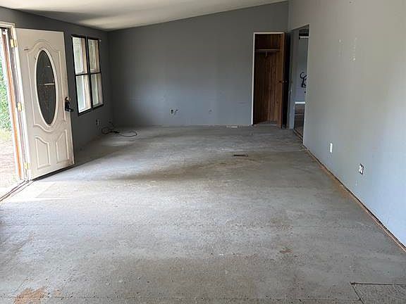 2nd image of 10 Rickey Place
