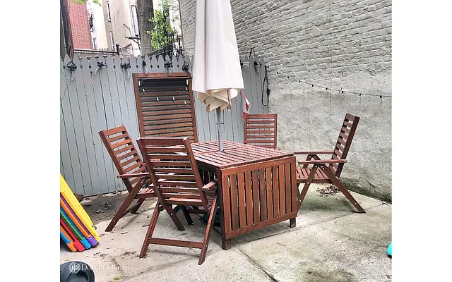 Rented by Douglas Elliman | media 27