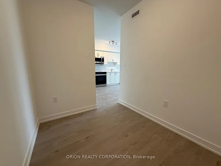 556 Marlee Ave #612 — Photo 15