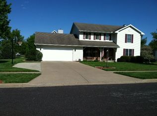 1 Peppertree Ct, Washington, IL 61571