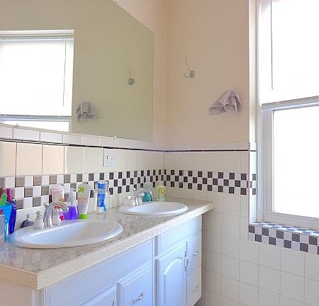 4th image of 183 Strathmore Rd