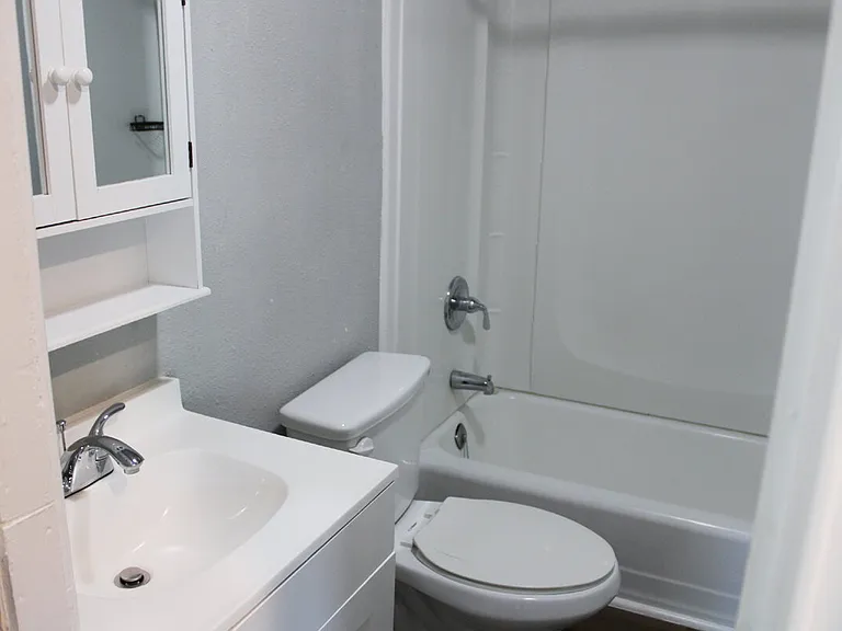 5205 Gordon Ave — Photo 20