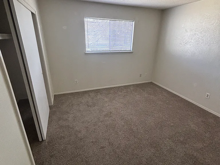 11009 Towner Ave NE #D — Photo 14