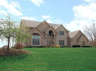 N98W14765 Elmwood Dr, Germantown, WI 53022