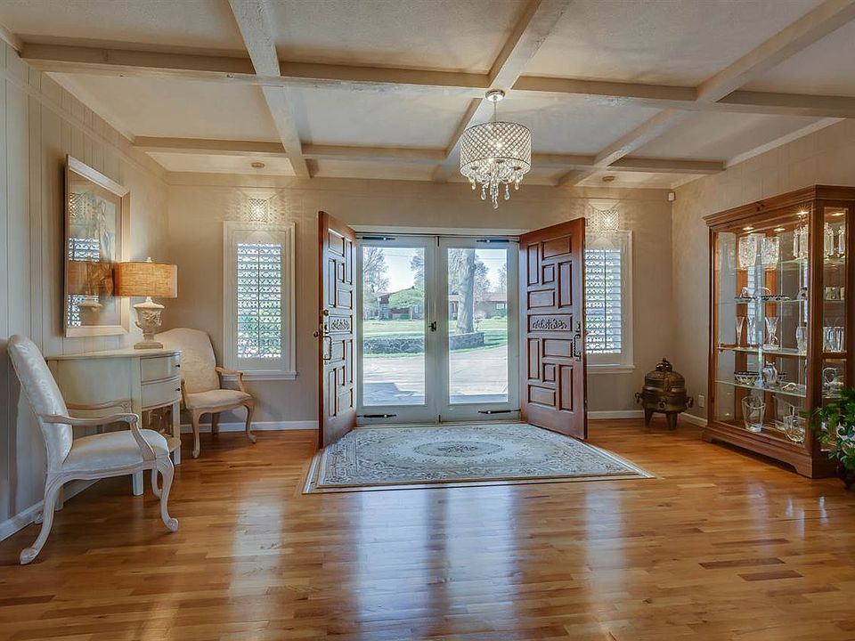 1711 Inwood Rd, South Bend, IN 46614 Zillow