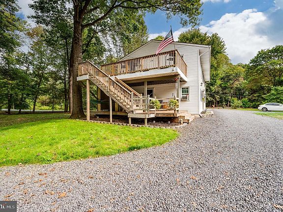 2nd image of 100 Warwick Rd