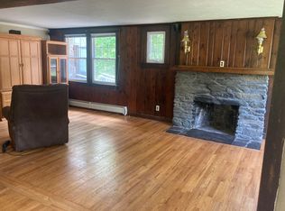 823 Glen Rd, Orange, CT 06477