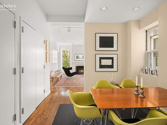 3rd image of 50 W 9th St APT 4B