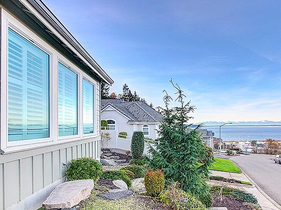 2nd image of 2808 Chambers Bay Dr