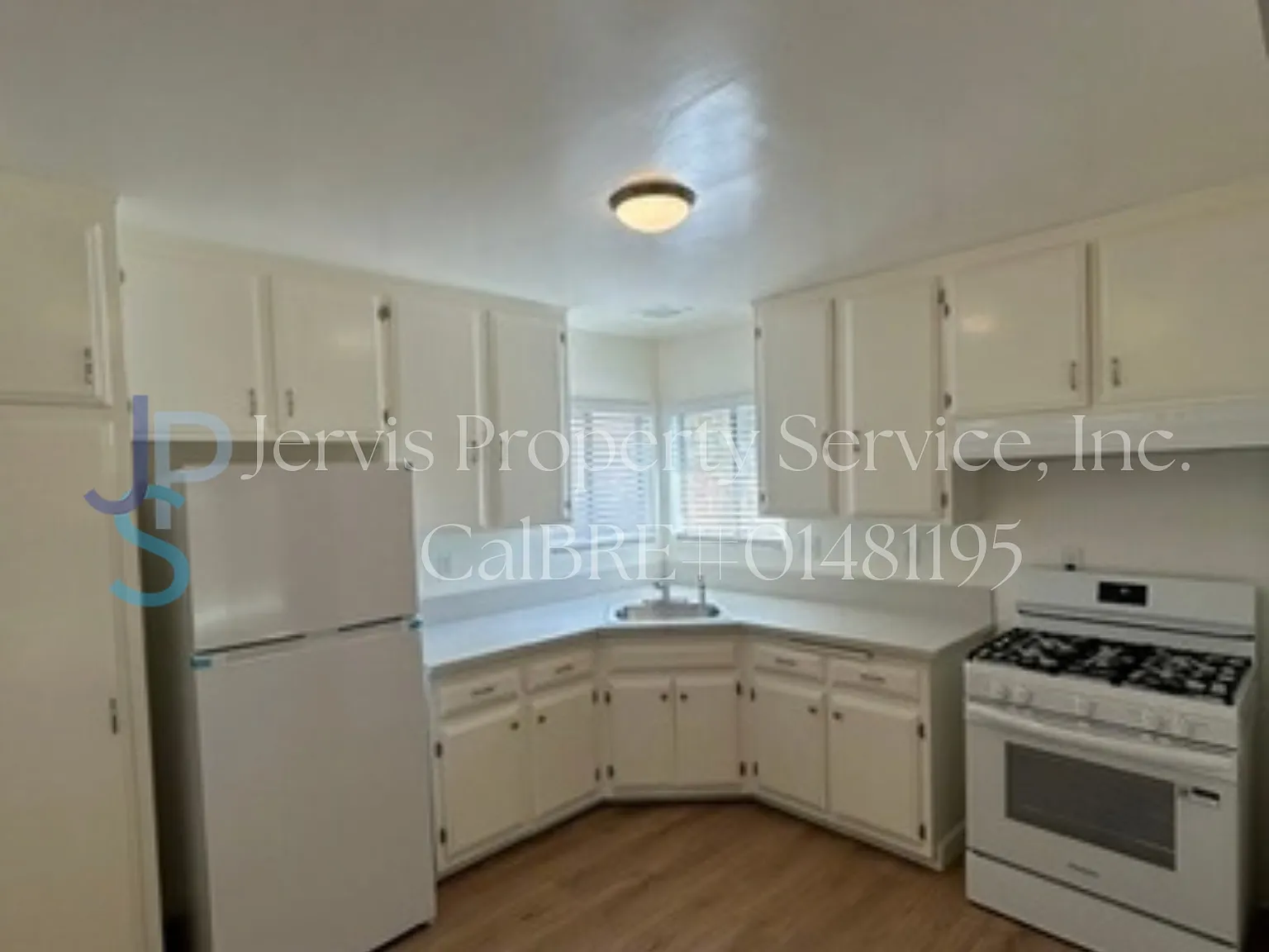 2 bed, $2,600 — Photo 2