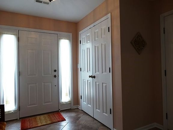 4th image of 5010 Somerton Dr