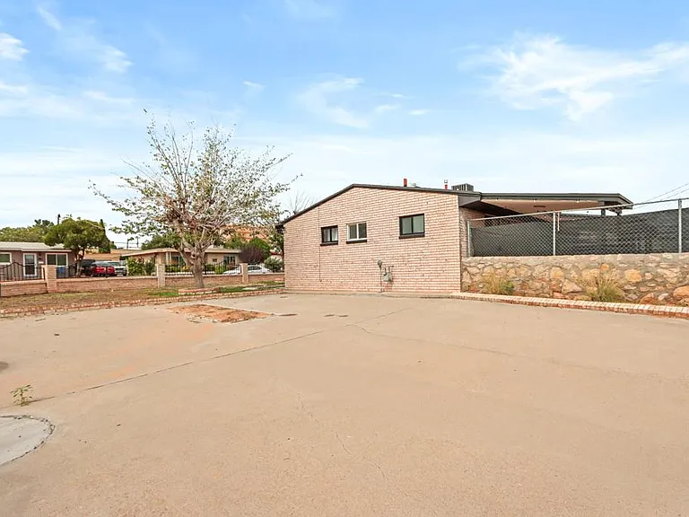 6158 Aztec Rd #A — Photo 23