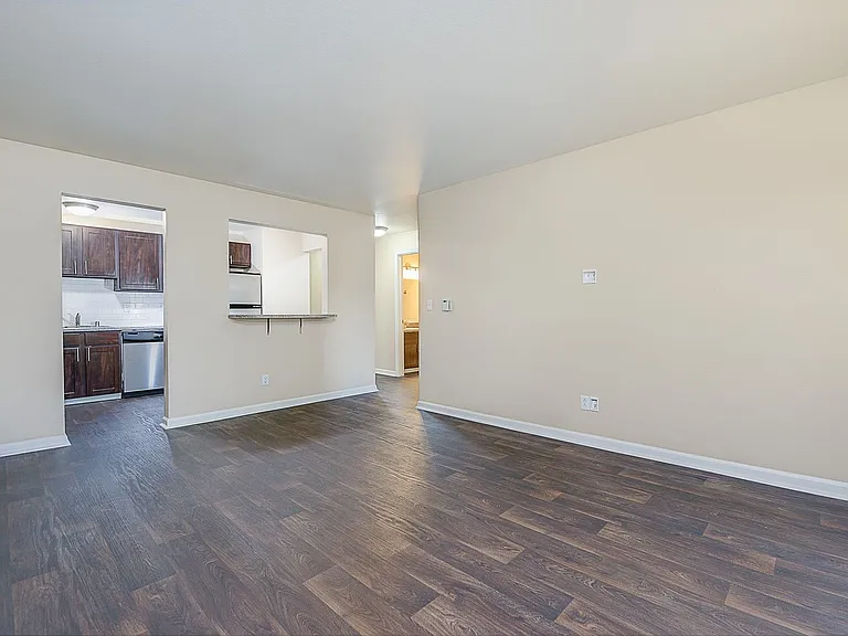 Northlink Apartments — Photo 63