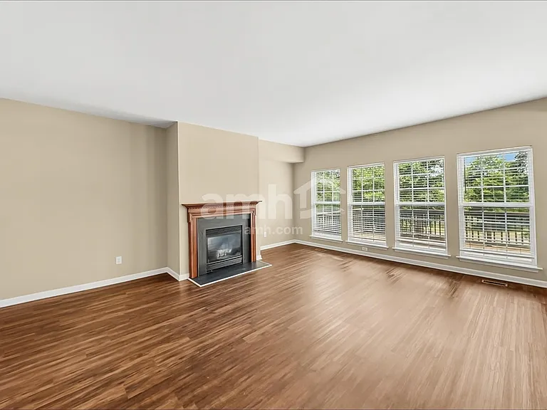 114 Cabin Branch Cir — Photo 8