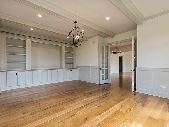 4th image of 39W464 Long Meadow Ln