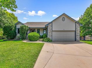 155 S Elm Ct, Andover, KS 67002