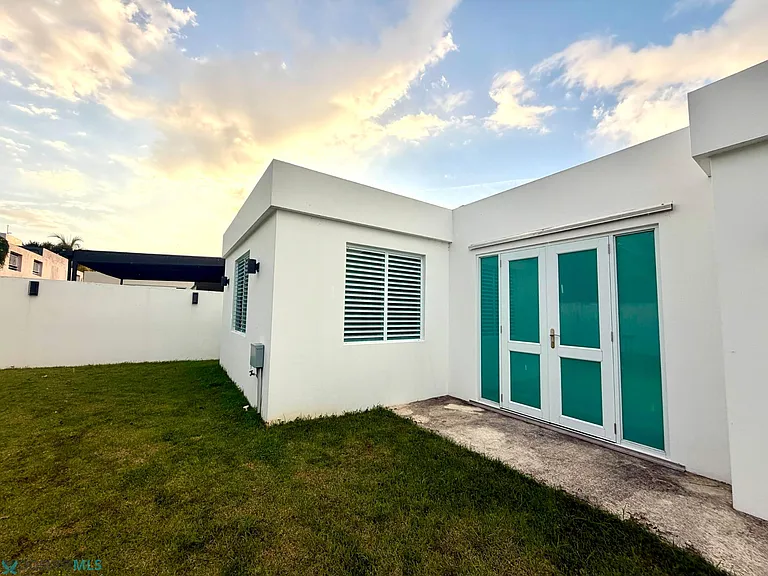 108 Urb Villas De Sotomayor — Photo 23
