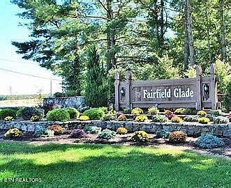 1st image of 151 Lakeside Dr