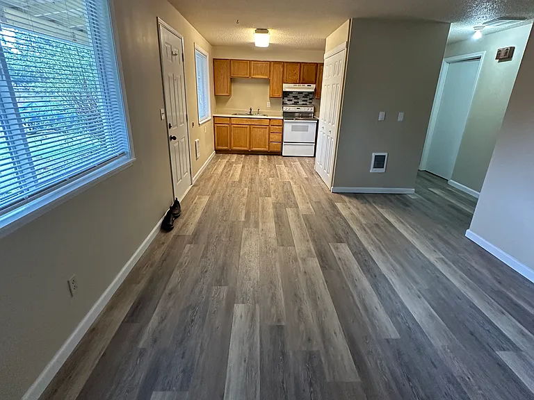9112 336th St S #6 — Photo 3