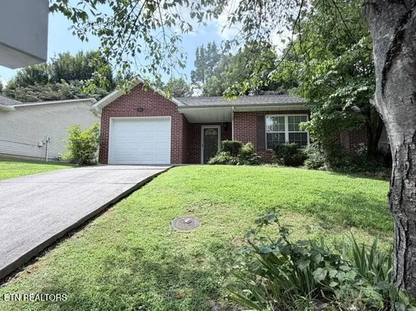 943 Spring Park Rd, Knoxville, TN 37914