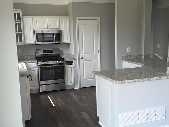 3rd image of 5941 Kilbeggan Dr